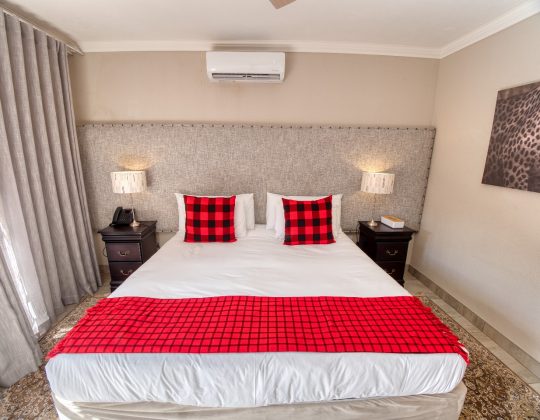 Best Ways To Save Money On Kruger Park Accommodation Without Sacrificing Comfort In 2025